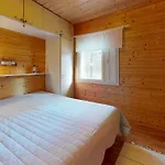Lomamoekki Tapola *