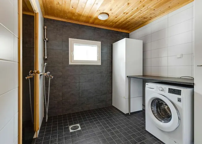 בקתה Lomamoekki Tapola