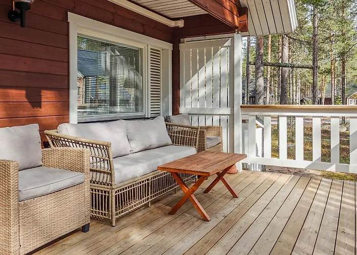 בקתה Lomamoekki Tapola קאלאיוקי